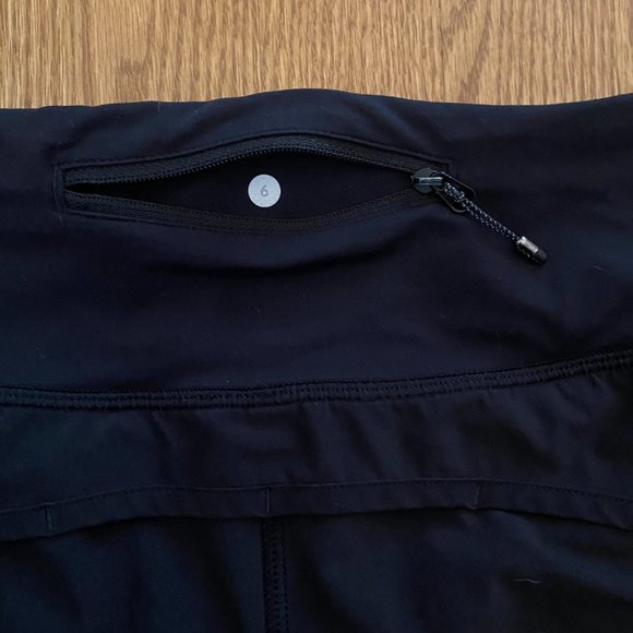 Lululemon Speed Up Low-Rise Lined Short 2.5" - Picture 2 of 5